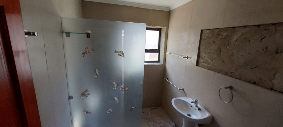 5 Bedroom Property for Sale in Ferreira Town Eastern Cape